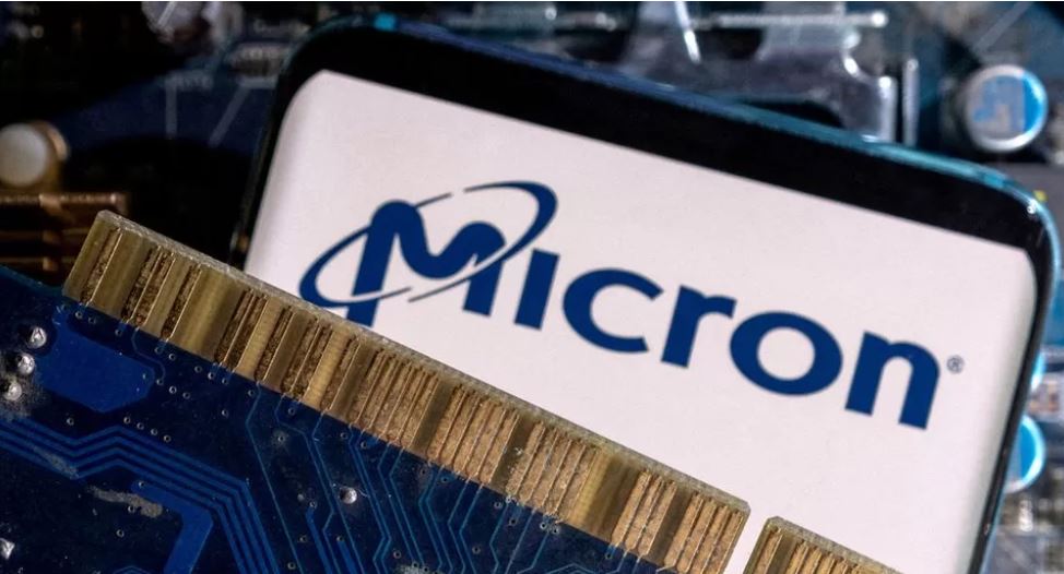 Китай настръхна срещу производителя на чипове Micron
