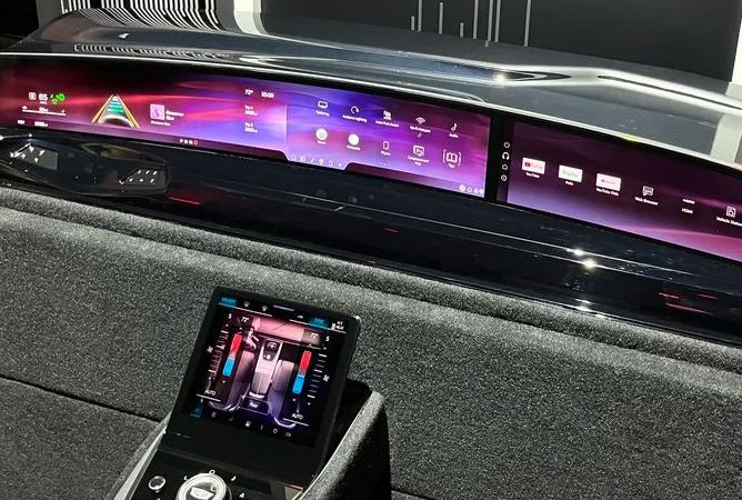 cadillac display дисплей